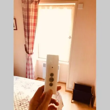Coeur Village, Maison Entiere A Louer, Chateau Sur Boutonne 펜션 *